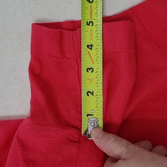 Crown & Ivy Fuchsia Linen Blend Paper Bag Waist Shorts size 4 - Picture 8 of 9